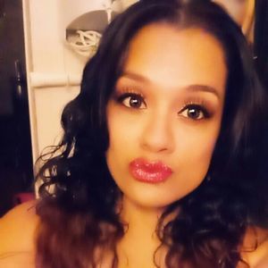 Meet your Posher, Clarissa